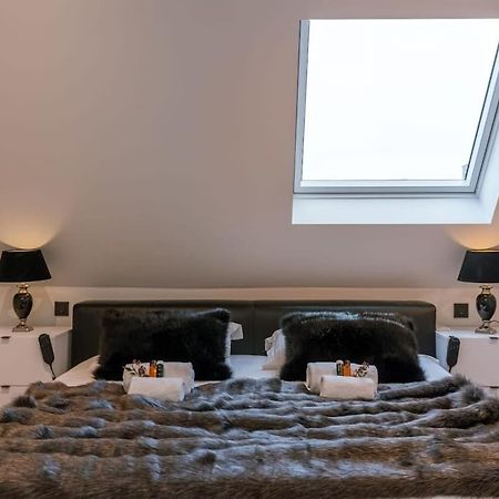 Huswell - Luxurious Apartment With Parking Beernem Exterior foto